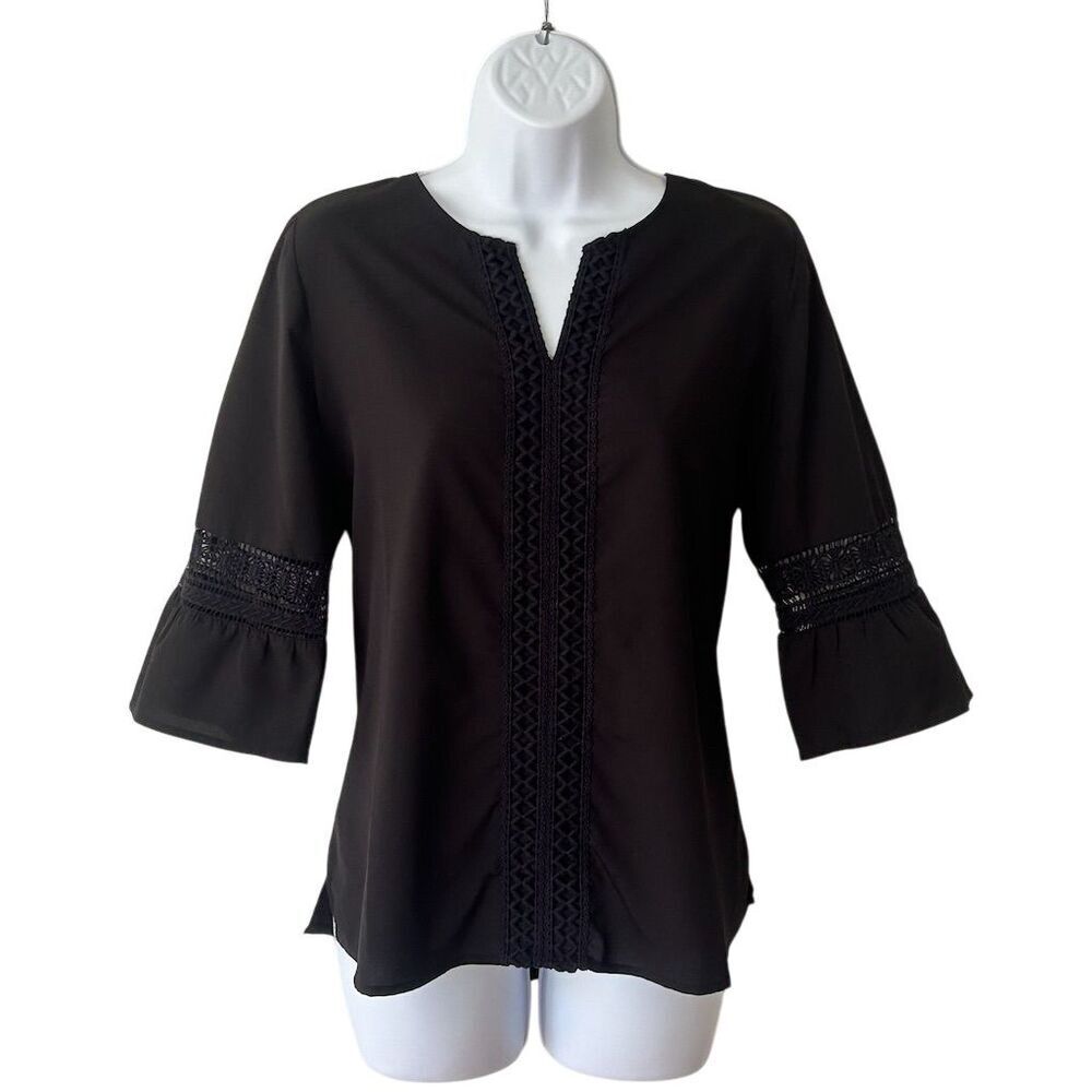 (C) Wonder Women's Black V-Neck Crochet Trim Blouse Size M